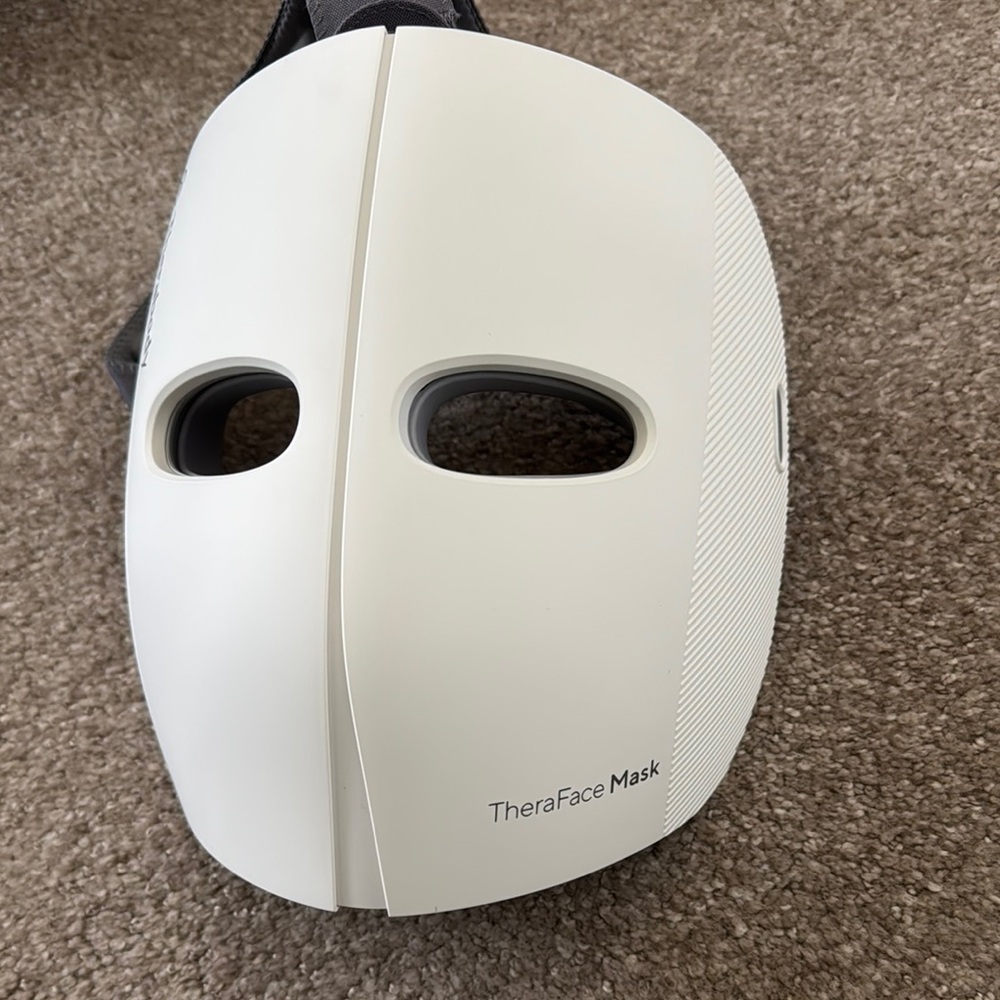 THERABODY TheraFace LED Face Mask